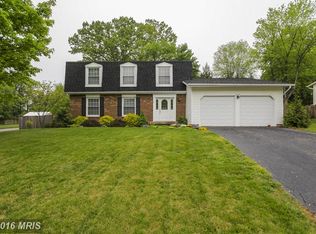 7014 Spur Rd, Springfield, VA 22153