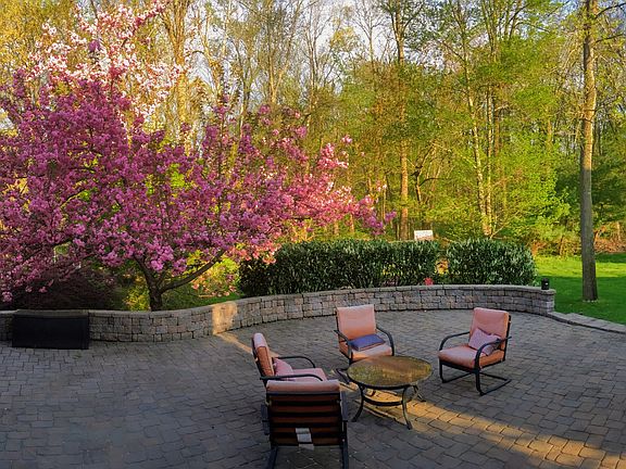 Photo from 2018, 732-307-339