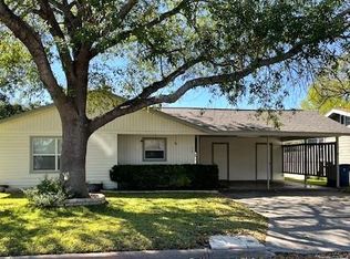 413 Bluebonnet Dr, Kerrville, TX 78028