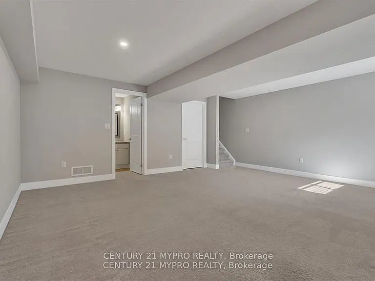 1375 Whetherfield St #22 — Photo 11