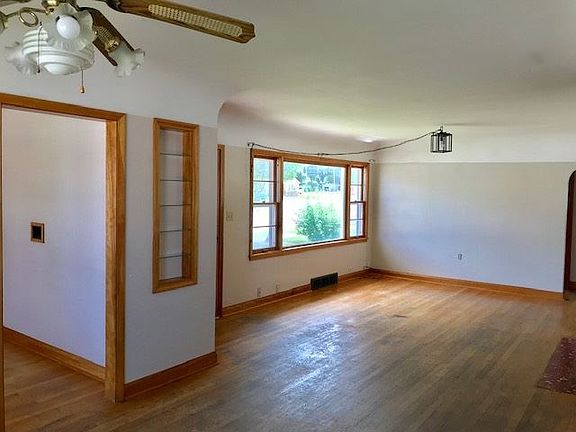 2nd image of 703 W 25th St