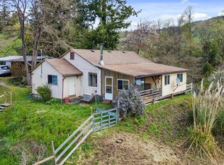 14982 Highway 42, Myrtle Point, OR 97458