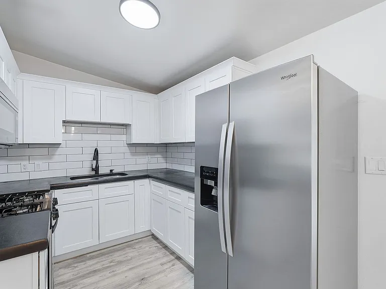 2535 N Dodge Blvd #2 — Photo 16