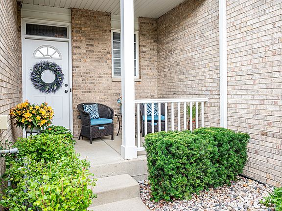 2nd image of 11616 Waterway Ct