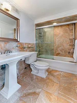 Rented by Sotheby's International Realty | media 11