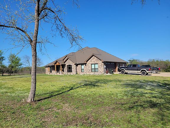 2nd image of 226 County Road 44110