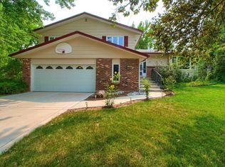 1568 W Meadowbrook Rd, Littleton, CO 80120