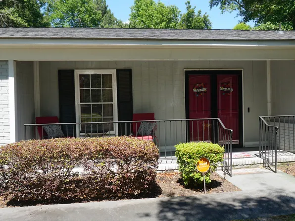 206 White Oak Rd, Goldsboro, NC 27534