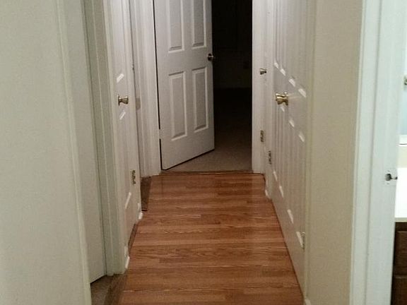4th image of 512 Bedlington Dr