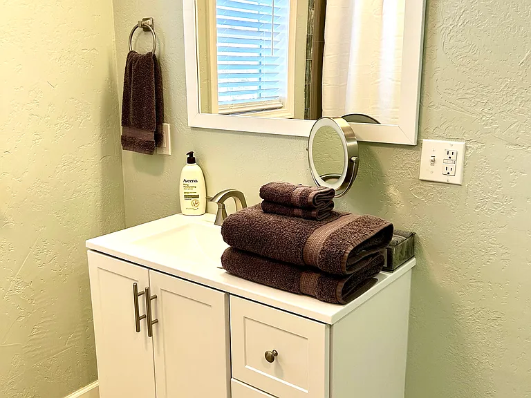 209 Holly Cir — Photo 11