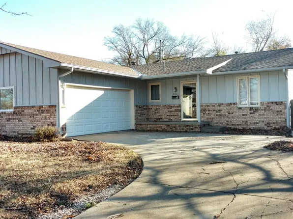 8421 W Birch Ln, Wichita, KS 67212