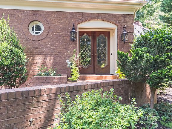 Beautiful Main Entrance.