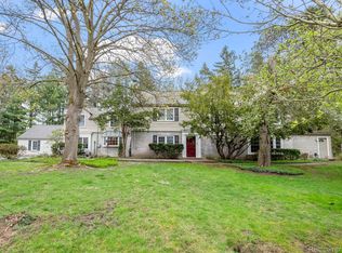 456 Lone Pine Ct, Bloomfield Hills, MI 48304