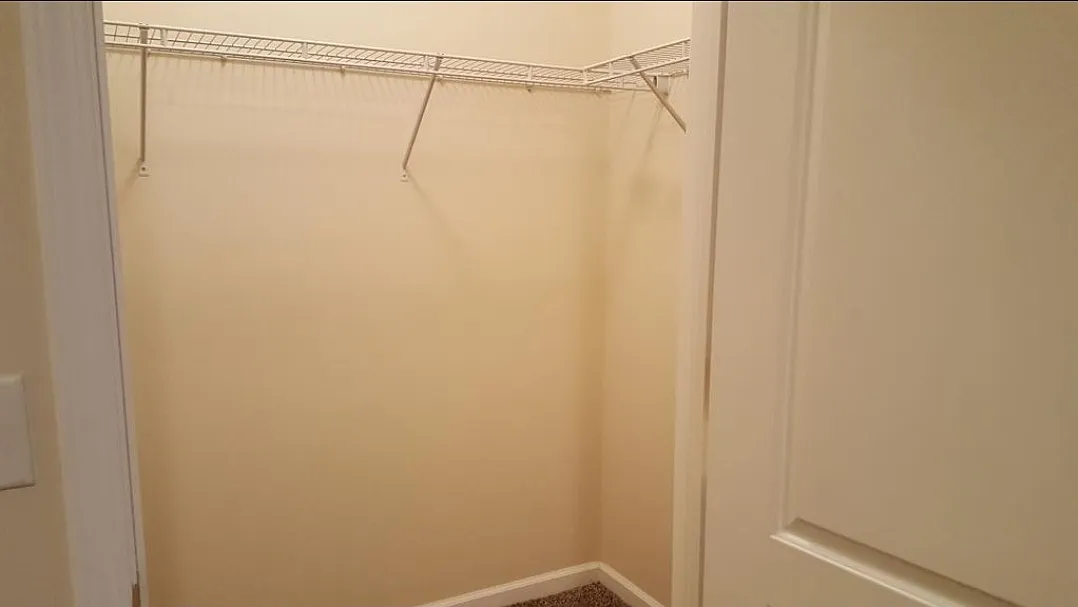 2 bed, 1214 sqft, $1,700 — Photo 4