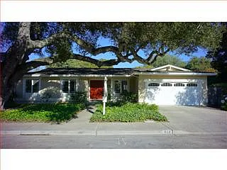 904 Theresa Ct photo 1