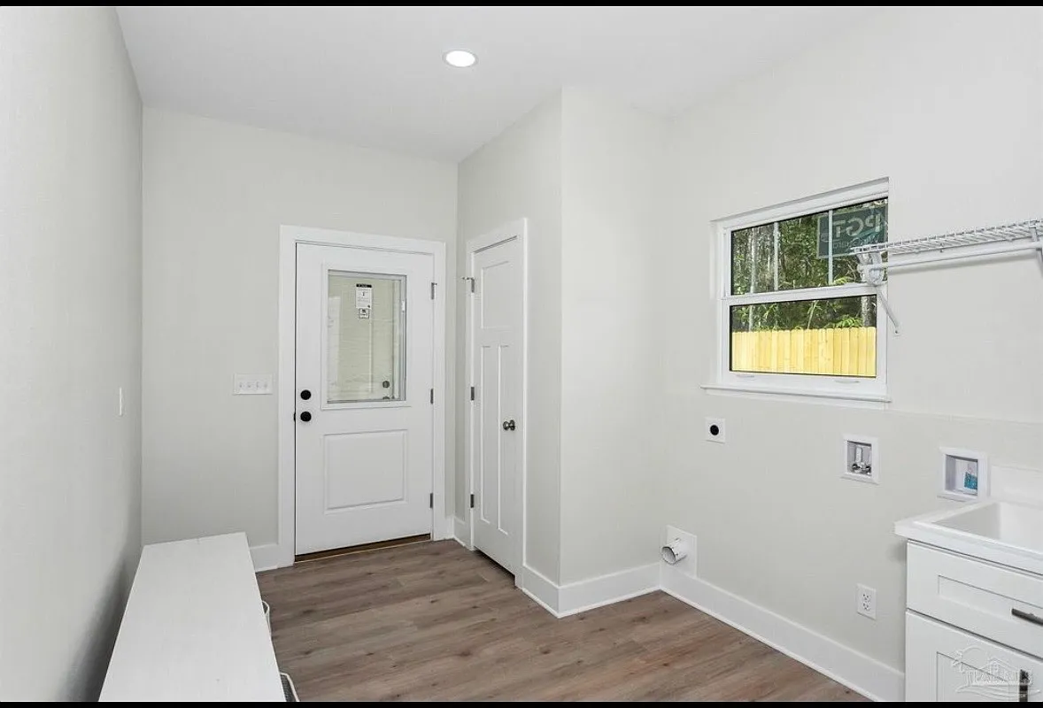 Building Photo - 5445 Yuma Ct