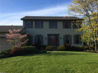 4494 Bunker Ln, Stow, OH 44224