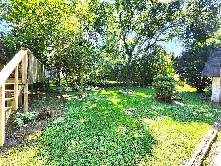 120 S Park St #1 — Photo 12