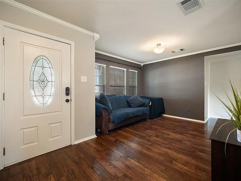 308 Sunny Brook Dr — Photo 4