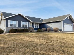 108 England Ct, Shellsburg, IA 52332