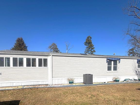 2nd image of 21233 N St N #22