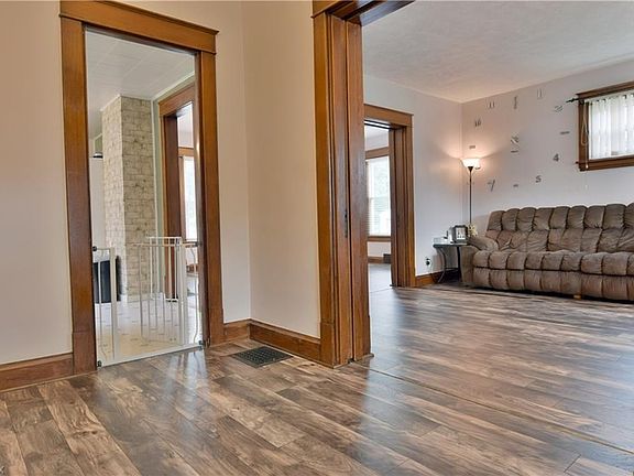 5th image of 303 Washington Ave