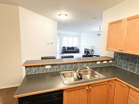 5th image of 11025 83rd Ave NW