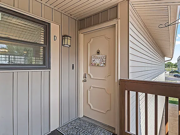 1285 Bamburg Ct #D — Photo 1