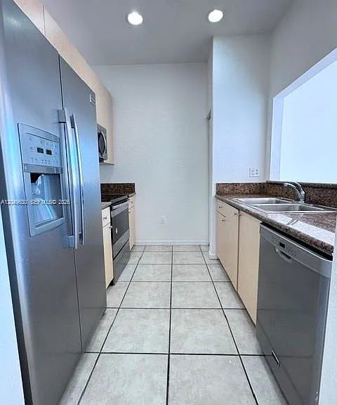11102 SW 236th Ter — Photo 2