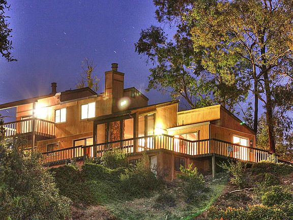 5th image of 3872 Suncrest Avenue