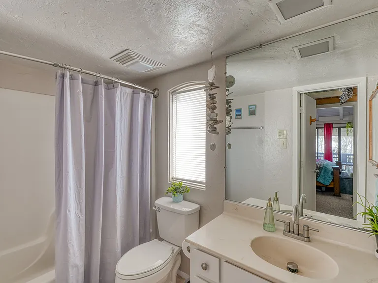 207 Hi Cir N #105A — Photo 12