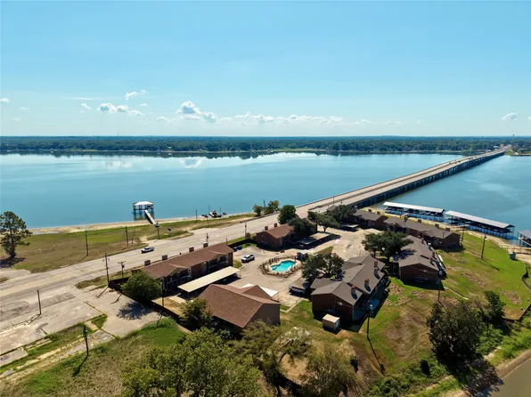 849 S Gun Barrel Ln #E4, Mabank, TX 75156