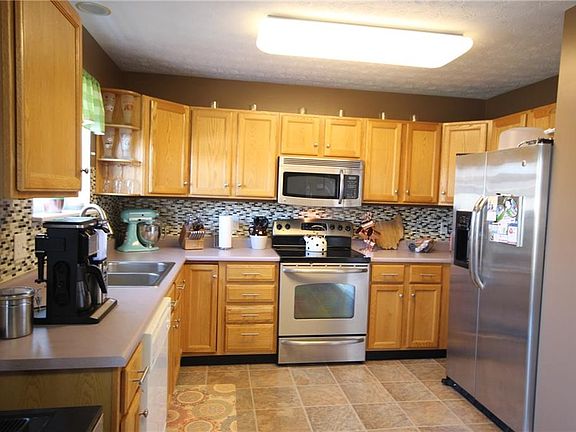 4th image of 10116 Heartwood Ct