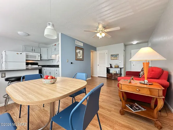 8060 E Broadway Blvd Unit E209, Tucson, AZ 85710