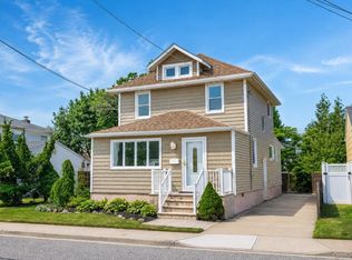 2500 Centre Avenue, Bellmore, NY 11710