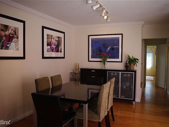 2nd image of 145 Bella Vista Way
