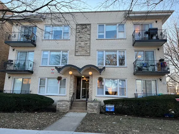 6558 N Richmond St #303, Chicago, IL 60645