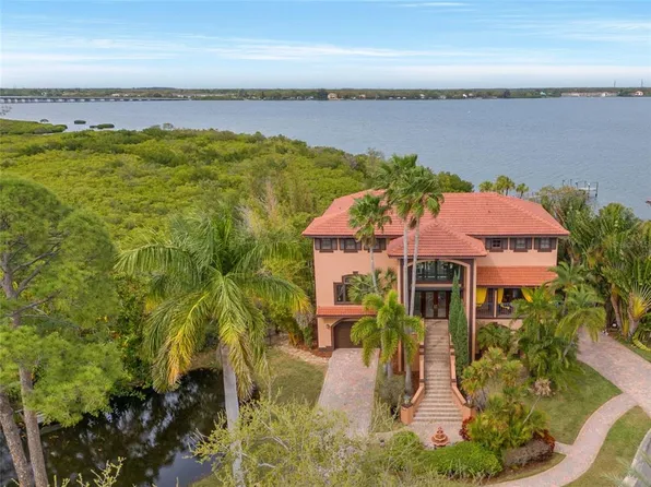 111 Wateredge Ct, Safety Harbor, FL 34695
