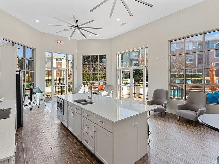 6202 Duck Creek Dr — Photo 15