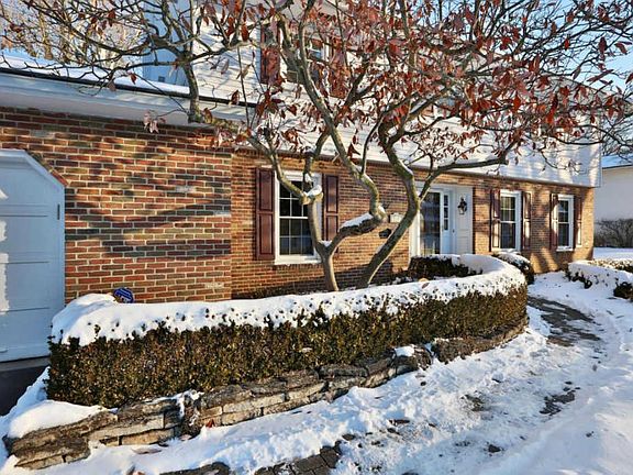 2nd image of 510 Highgate Ave