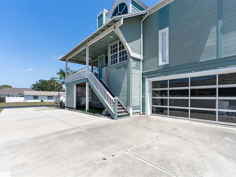 861 Nectar Rd — Photo 4