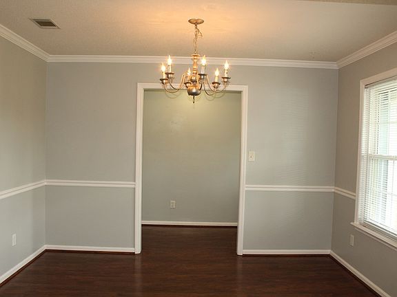 3rd image of 3817 Saddlebred Ln