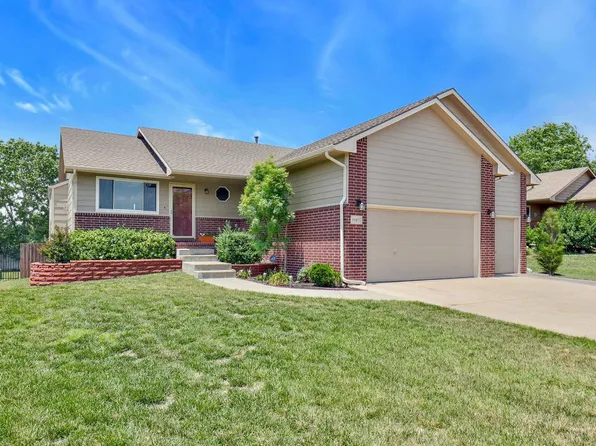 1107 E Lost Hills St, Derby, KS 67037