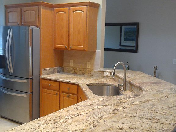 4th image of 1488 Straton Way