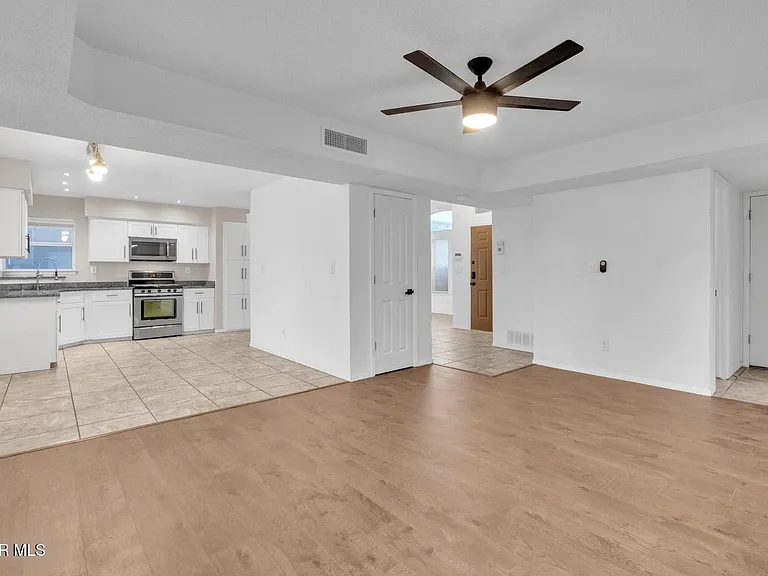 7489 Plaza Redonda Dr — Photo 12