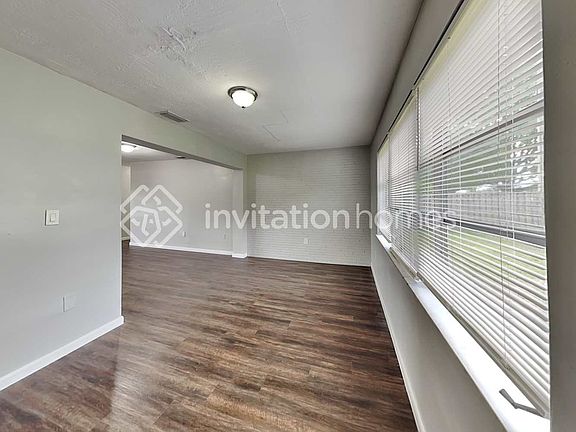 4th image of 2350 NW 89th Ave
