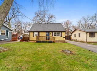 2906 Sampson St, Des Moines, IA 50313