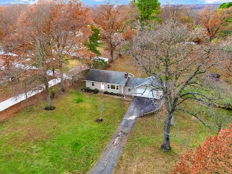 84 Strecker Rd — Photo 7