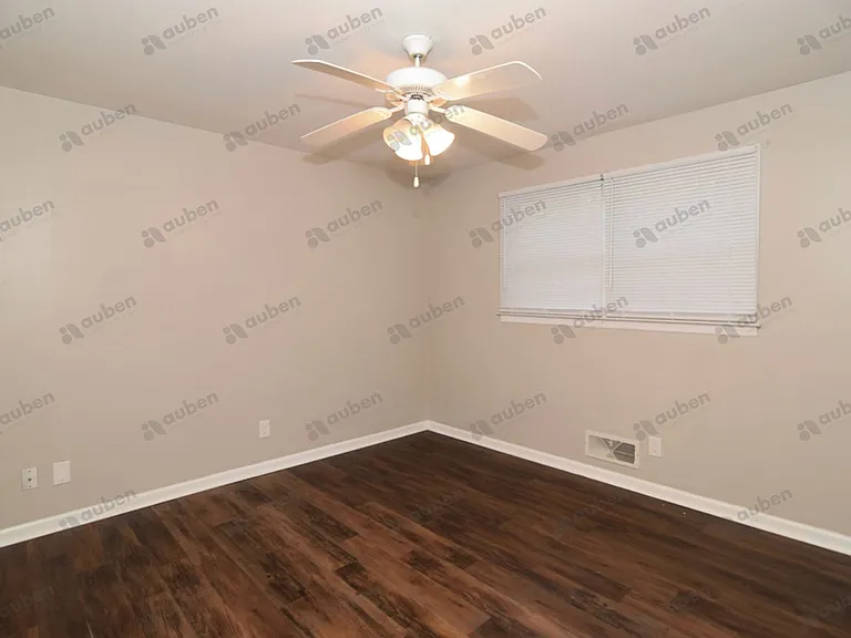 1602 Johns Rd #C — Photo 12