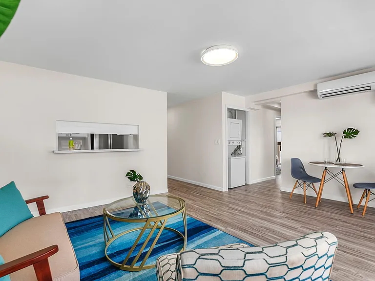 731 Amana St #703 — Photo 8